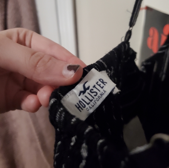 Hollister Black Cropped Tank Top - Picture 4 of 4
